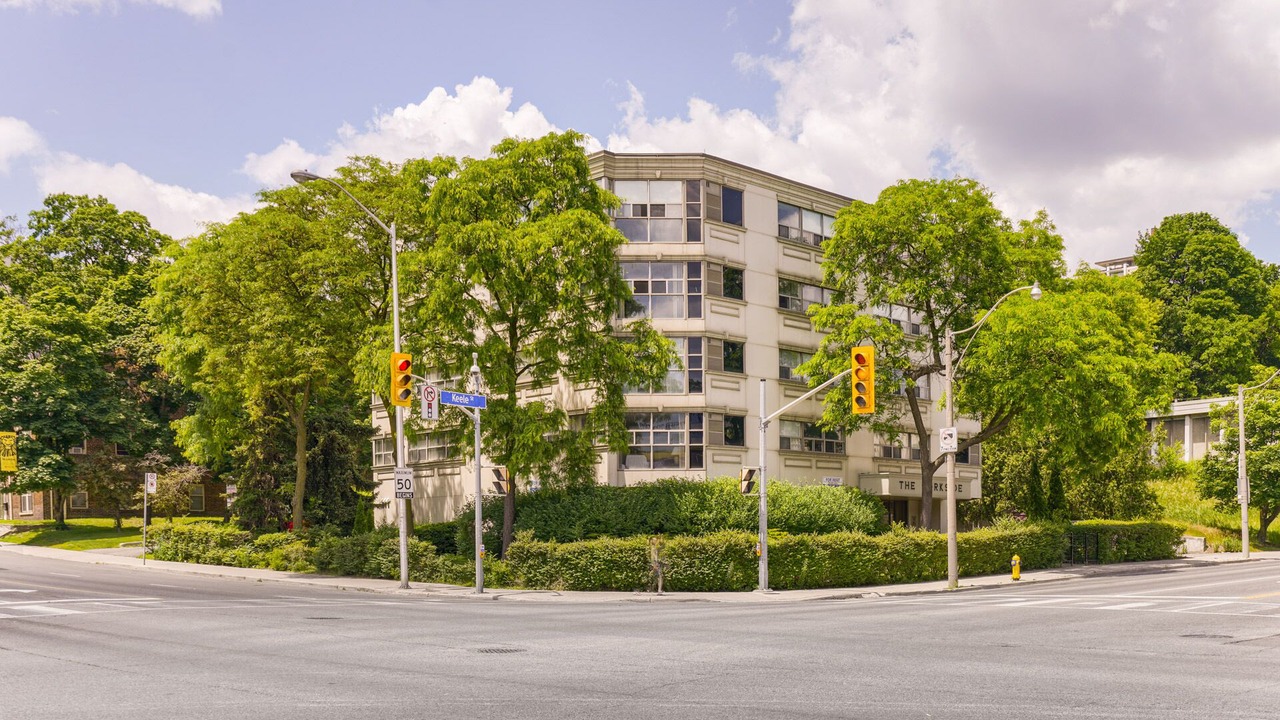 Photo of Outdoor in High Park North