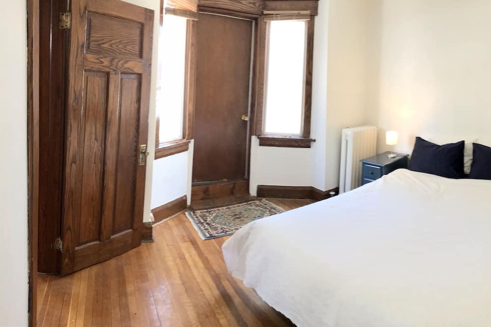 Photo of Bedroom in High Park North