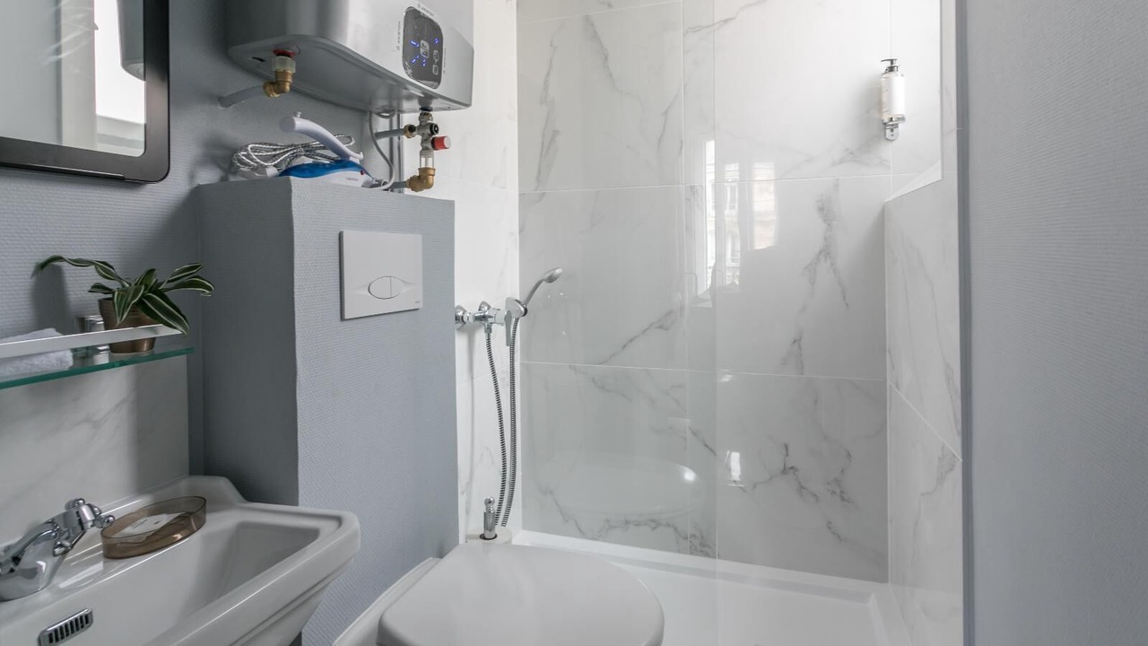Photo of Bathroom in Quartier du Faubourg-Montmartre