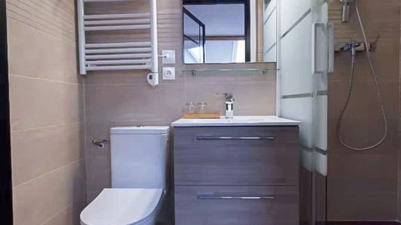 Photo of Bathroom in Maisons-Alfort