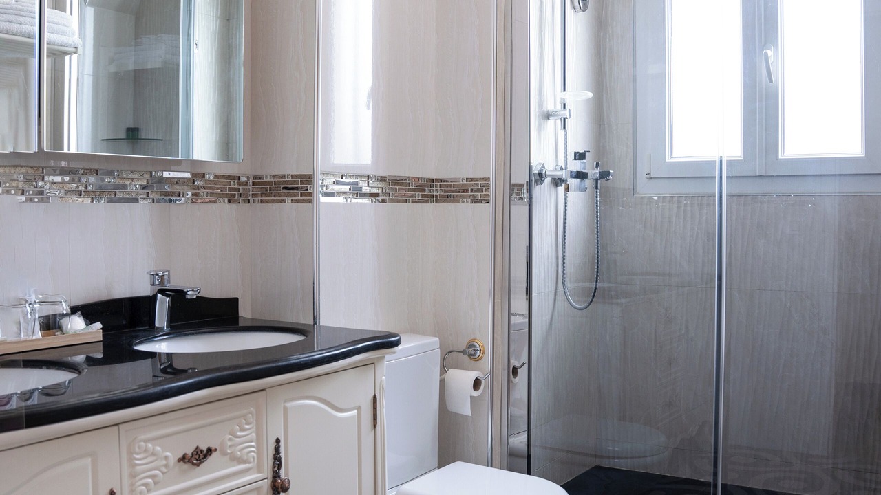 Photo of Bathroom in Maisons-Alfort