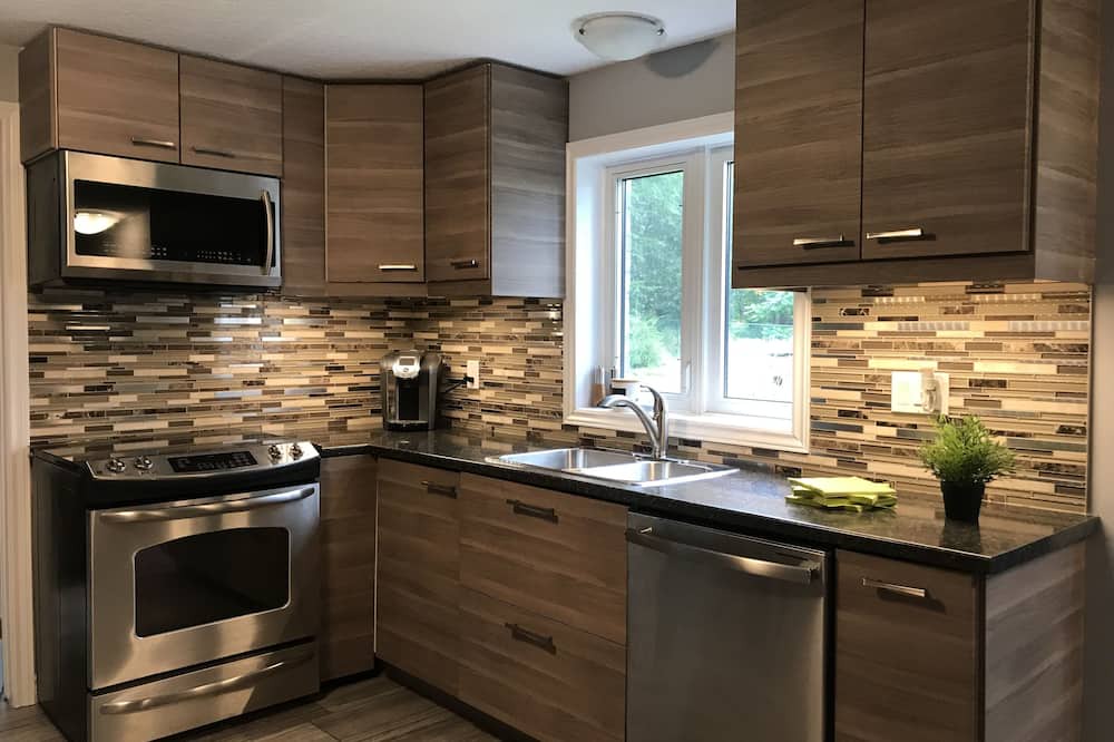 Photo of Kitchen in Middlesex Centre