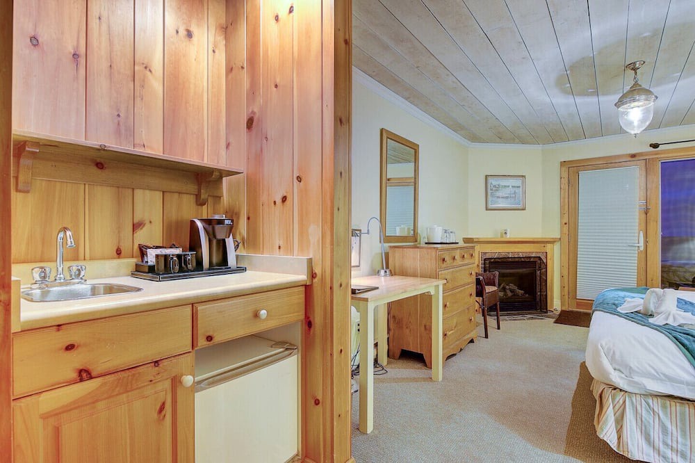 Photo of Kitchen in Georgina