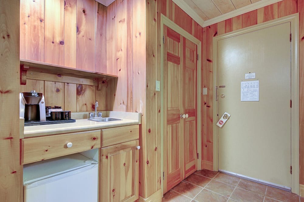 Photo of Kitchen in Georgina