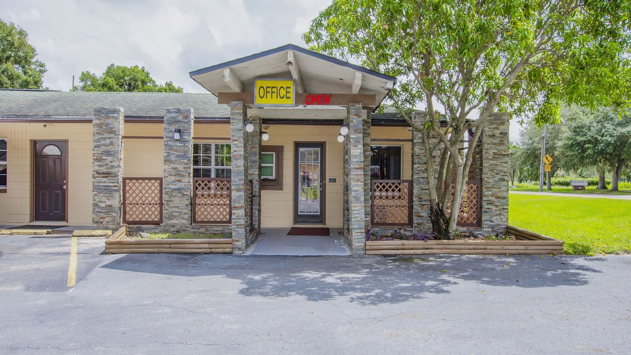 Photo of Outdoor in Bartow