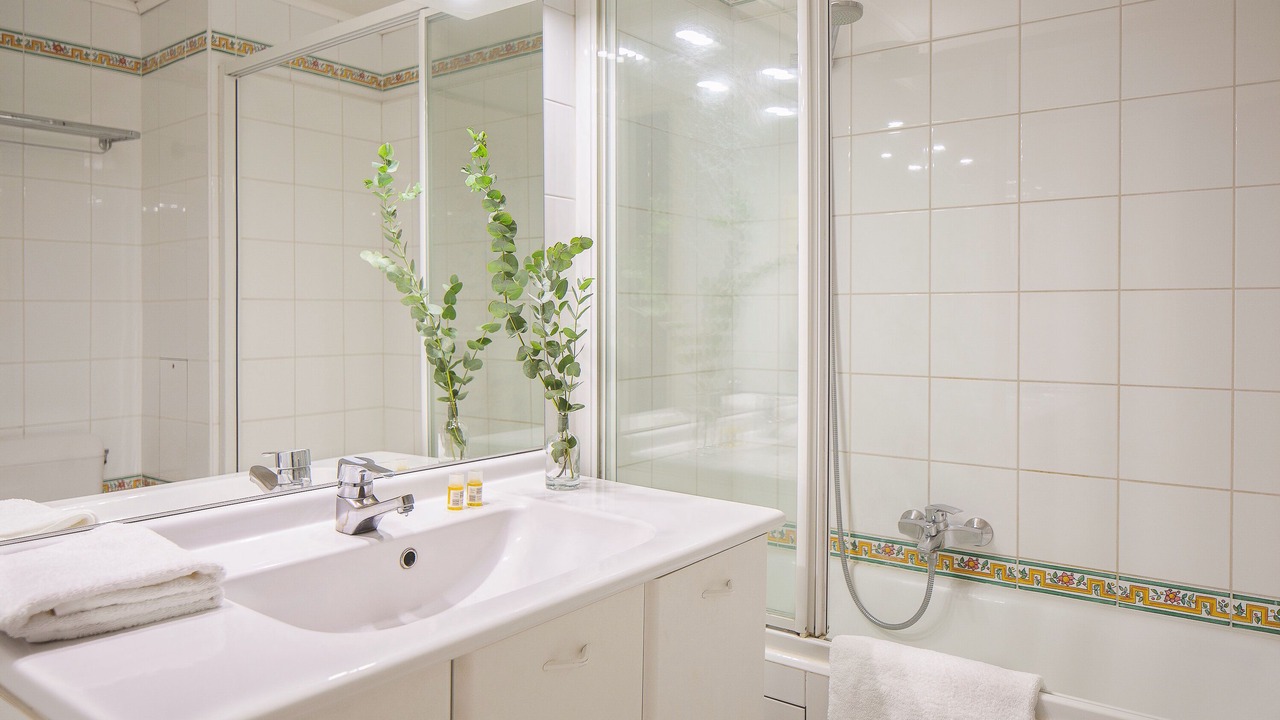 Photo of Bathroom in 5th Arrondissement