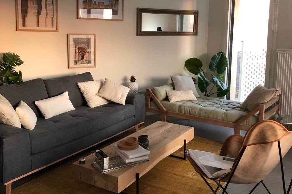 Photo of Livingroom in Parc-Nord