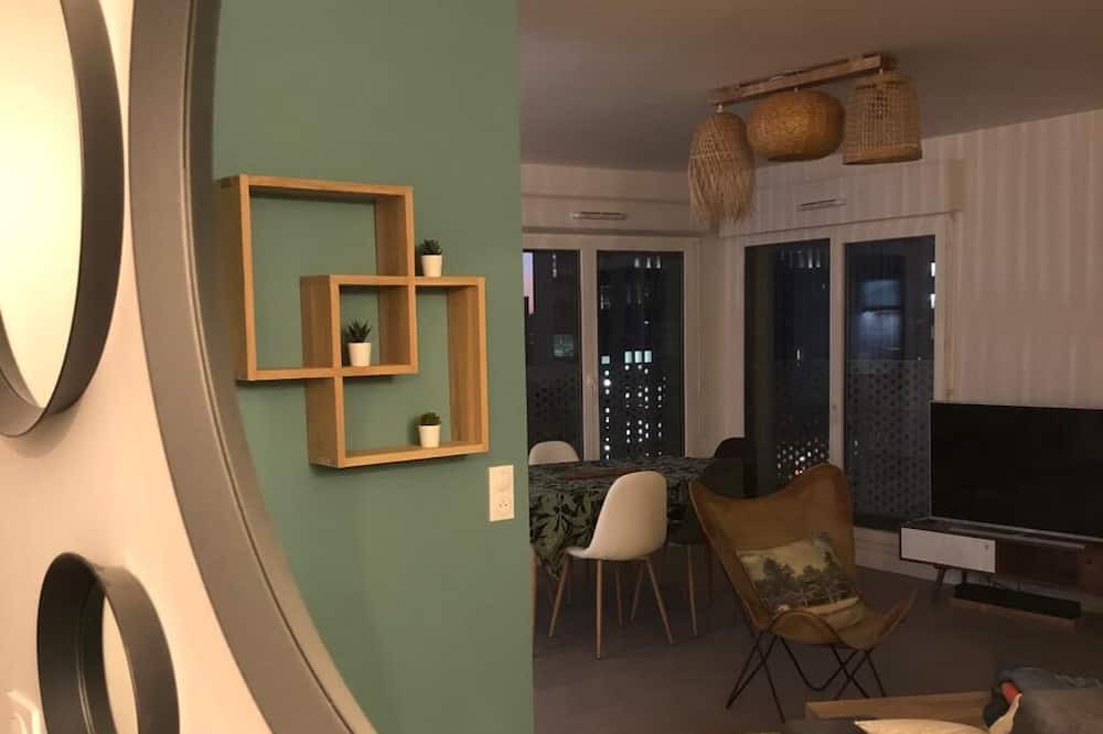 Photo of Livingroom in Parc-Nord