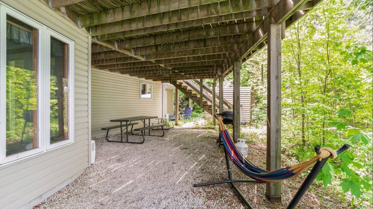 Photo of Patio Balcony in Grey Highlands