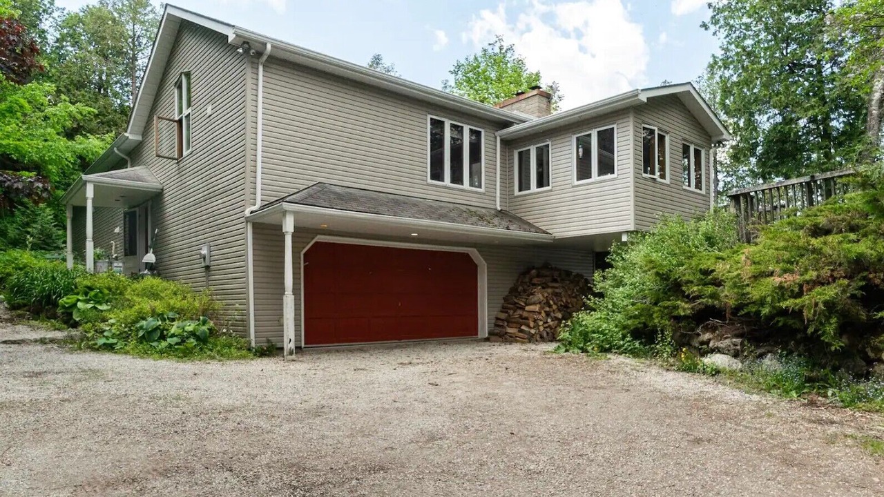 Photo of Outdoor in Grey Highlands