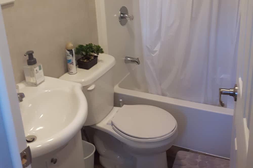 Photo of Bathroom in Washago