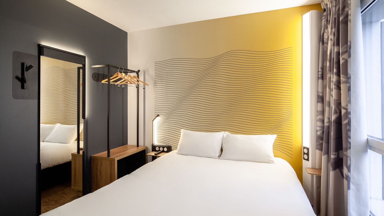 Photo of Bedroom in Meudon
