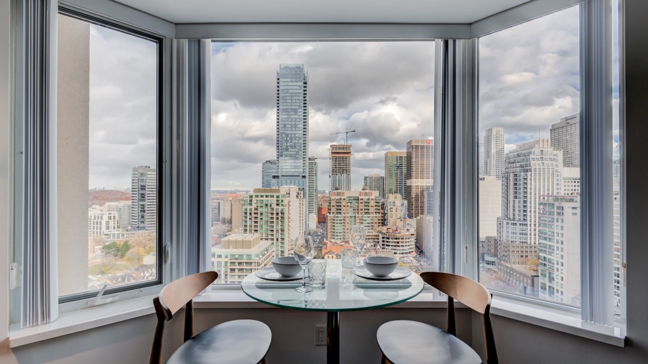 Photo of Bedroom in Bloor-Yorkville