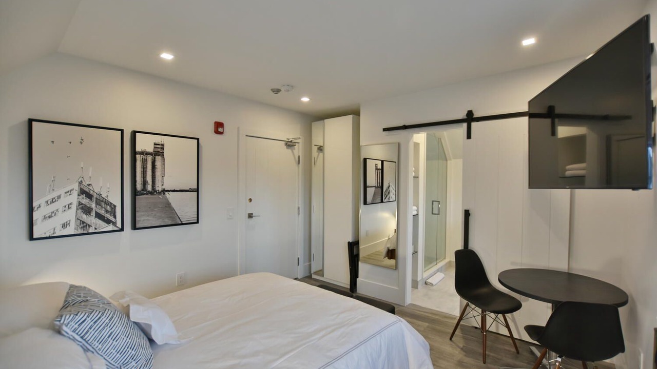 Photo of Bedroom in Collingwood