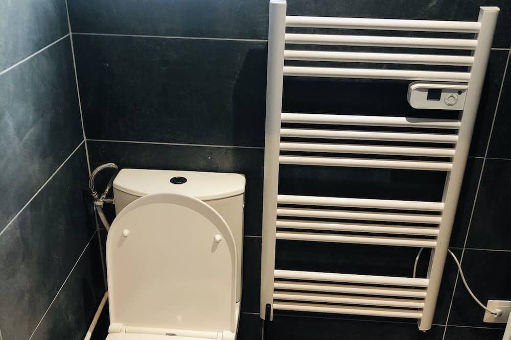 Photo of Bathroom in Le Bourget