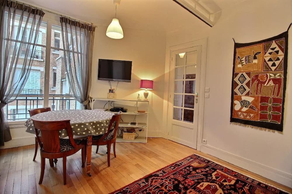 Photo of Bedroom in Latin