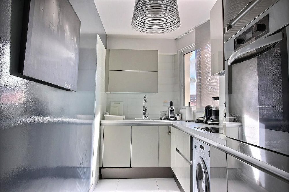 Photo of Kitchen in Notre-Dame-des-Champs