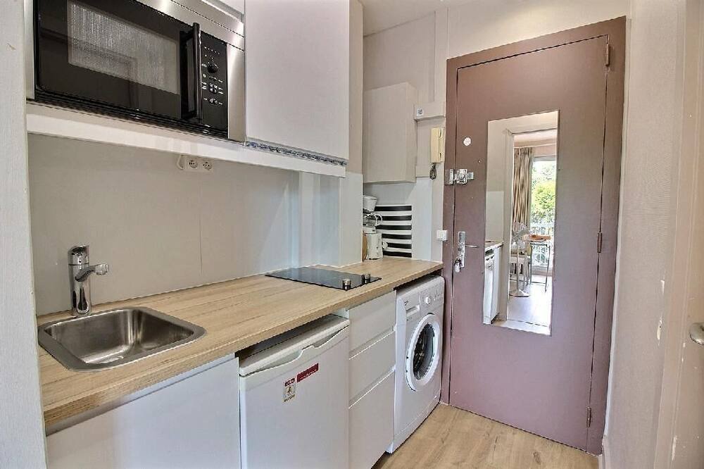 Photo of Kitchen in Notre-Dame-des-Champs