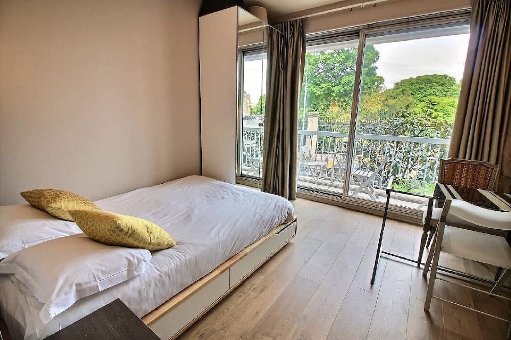 Photo of Bedroom in Notre-Dame-des-Champs