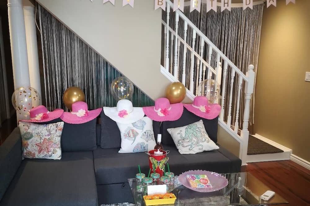 Photo of Livingroom in Carrying Place