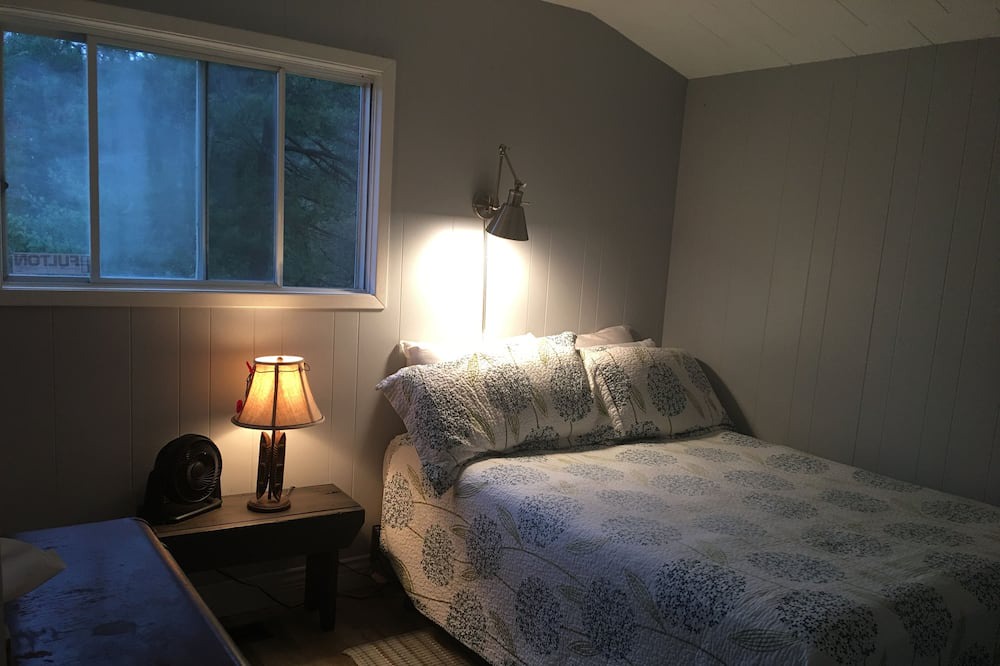 Photo of Bedroom in Alban