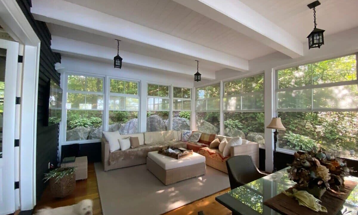 Photo of Livingroom in Crystal Beach