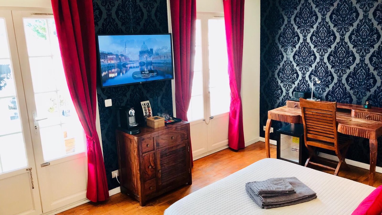 Photo of Bedroom in Neuilly-Plaisance