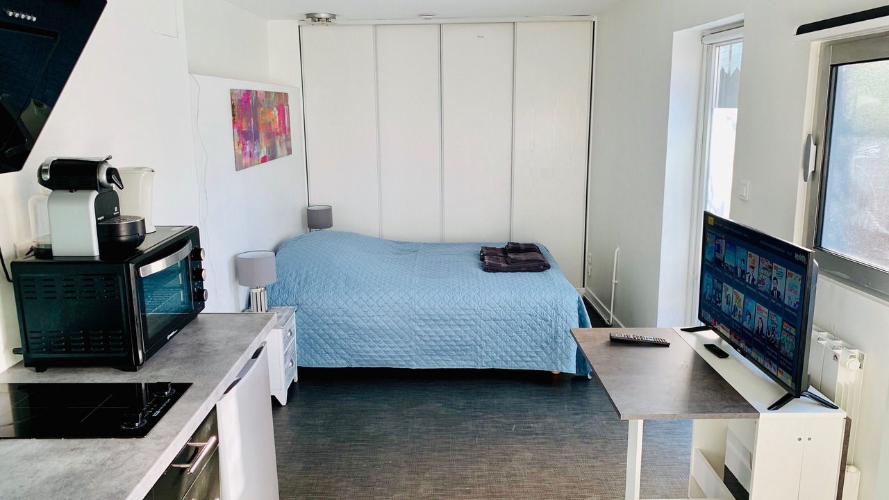 Photo of Bedroom in Neuilly-Plaisance