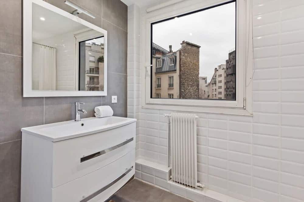 Photo of Bathroom in Grenelle