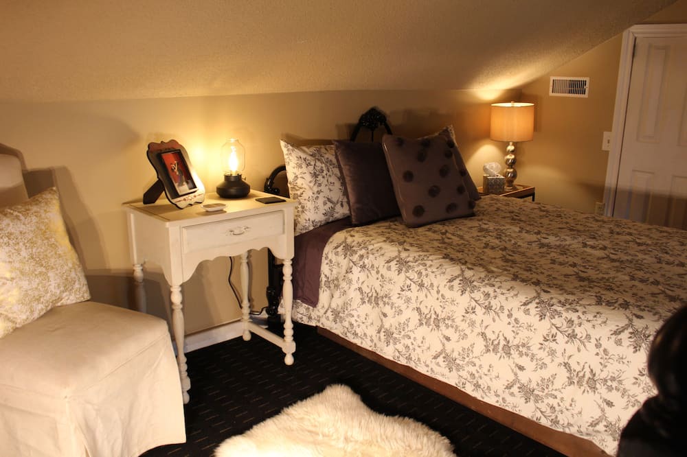 Photo of Bedroom in Dundas