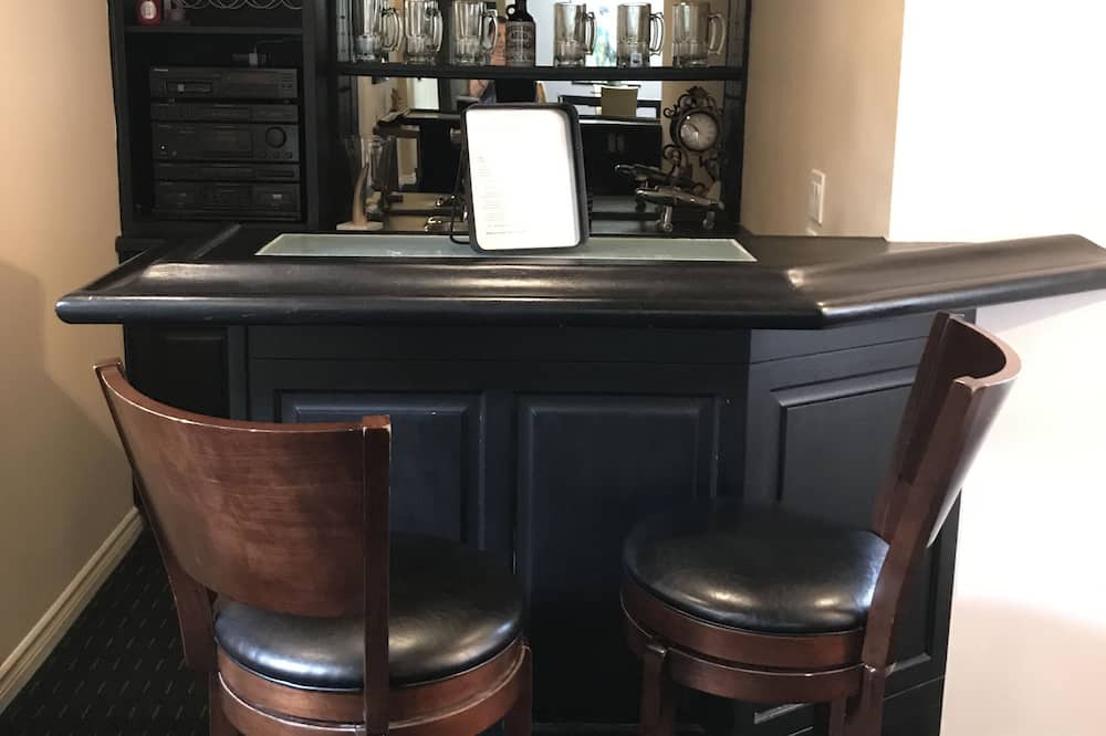 Photo of Kitchen in Dundas