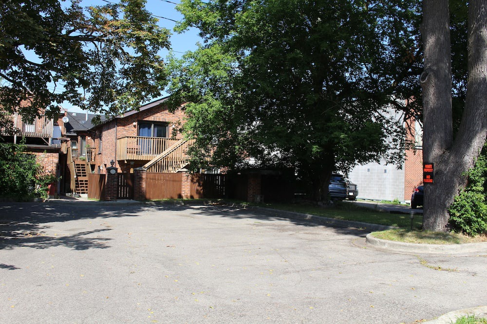 Photo of Outdoor in Dundas
