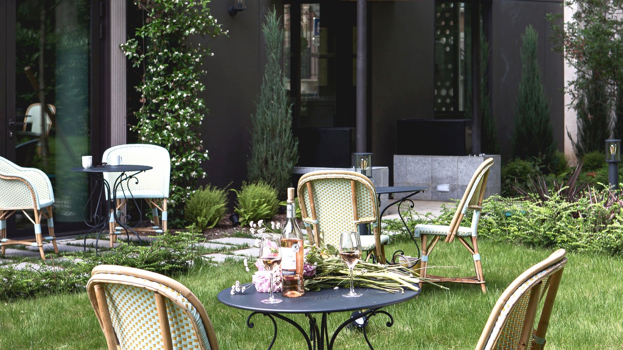 Photo of Outdoor in Auteuil