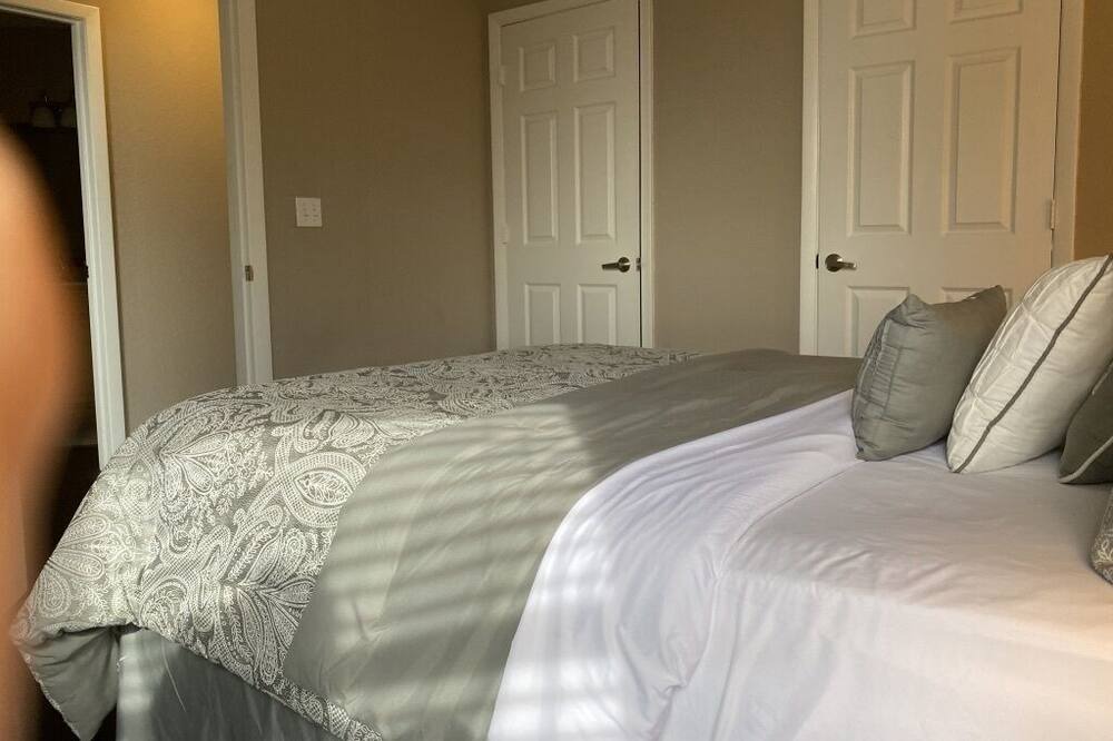 Photo of Bedroom in Channel District