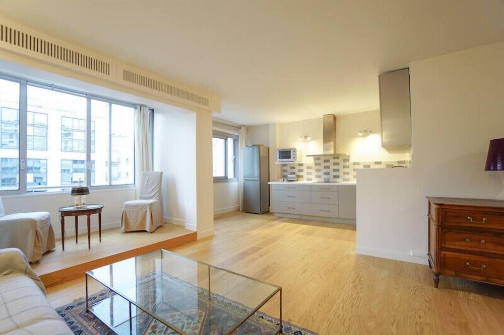 Photo of Livingroom in Suresnes