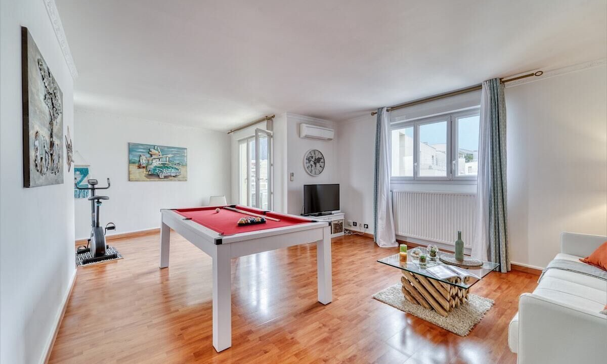 Photo of Bedroom in Faubourg de l'Arche