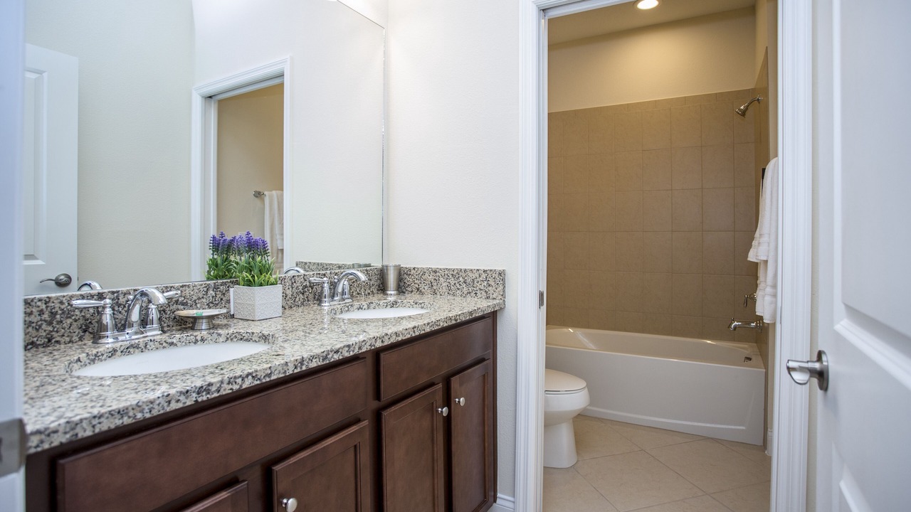 Photo of Bathroom in Davenport