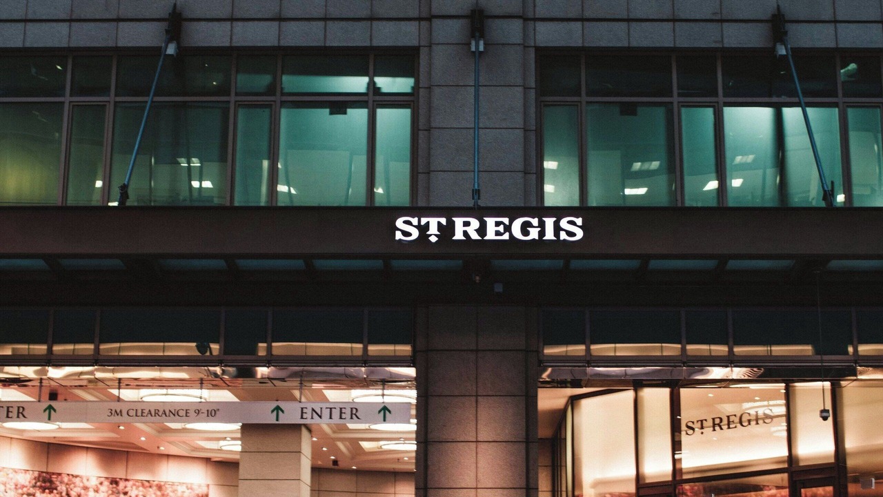 Photo of Others in Financial District