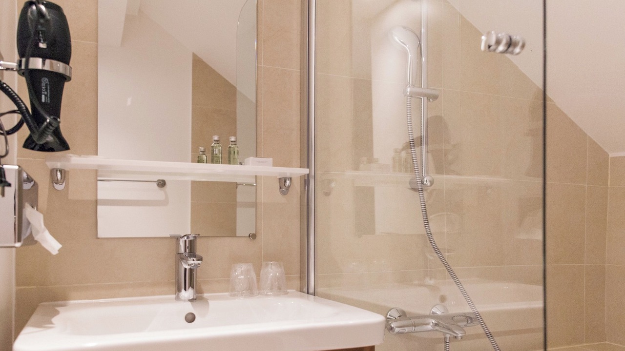 Photo of Bathroom in Montrouge