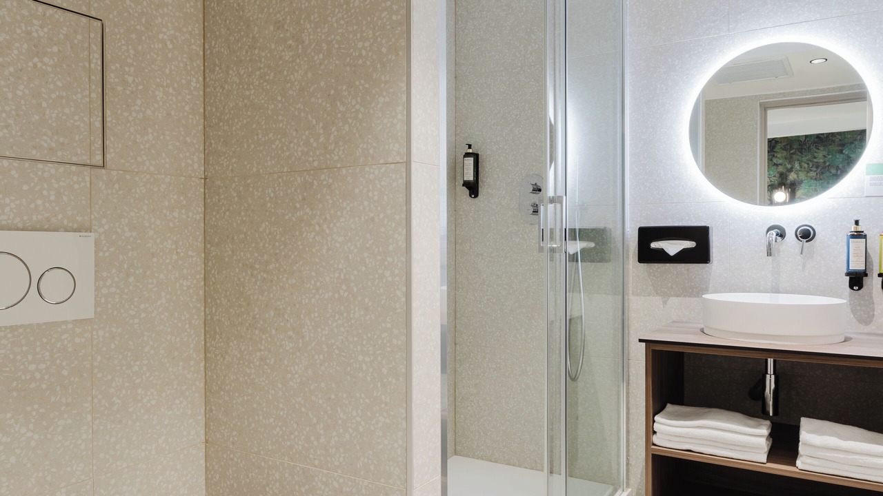 Photo of Bathroom in Chaussee-d'Antin