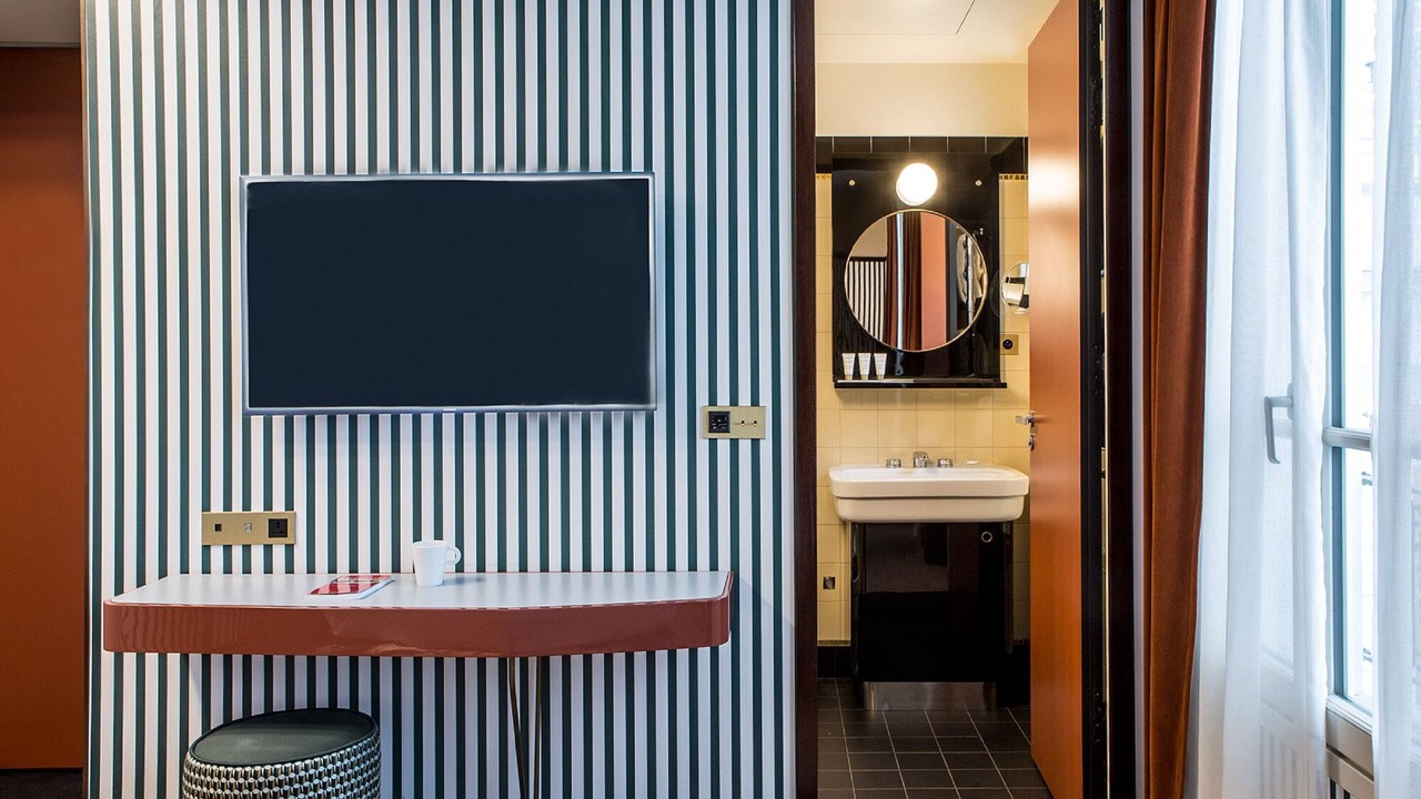 Photo of Bedroom in 8th Arrondissement