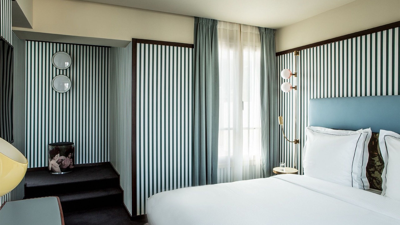 Photo of Bedroom in 8th Arrondissement