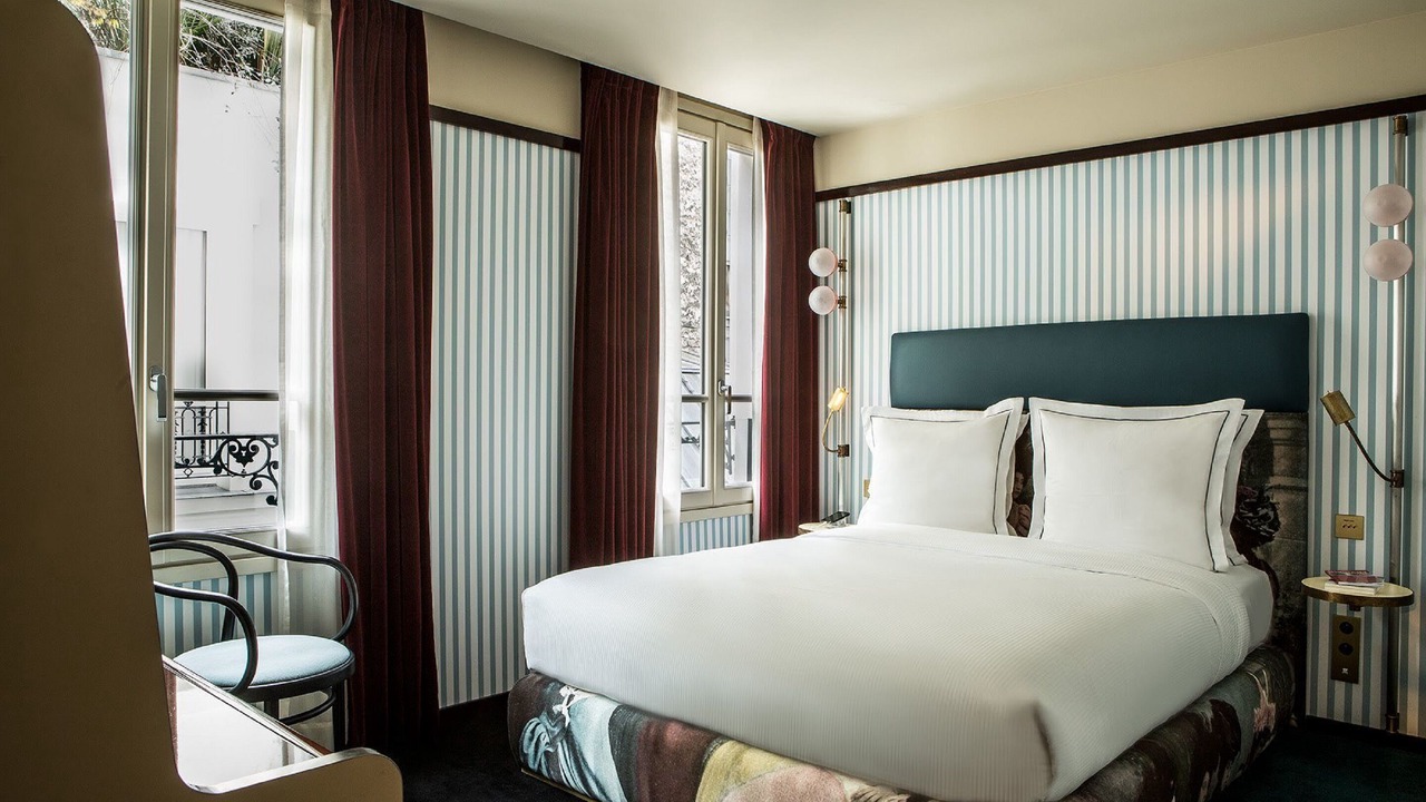 Photo of Bedroom in 8th Arrondissement