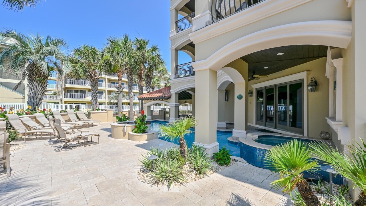 Photo of Outdoor in Avalon Beach Estates