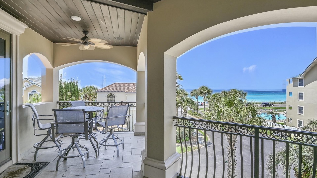 Photo of Outdoor in Avalon Beach Estates