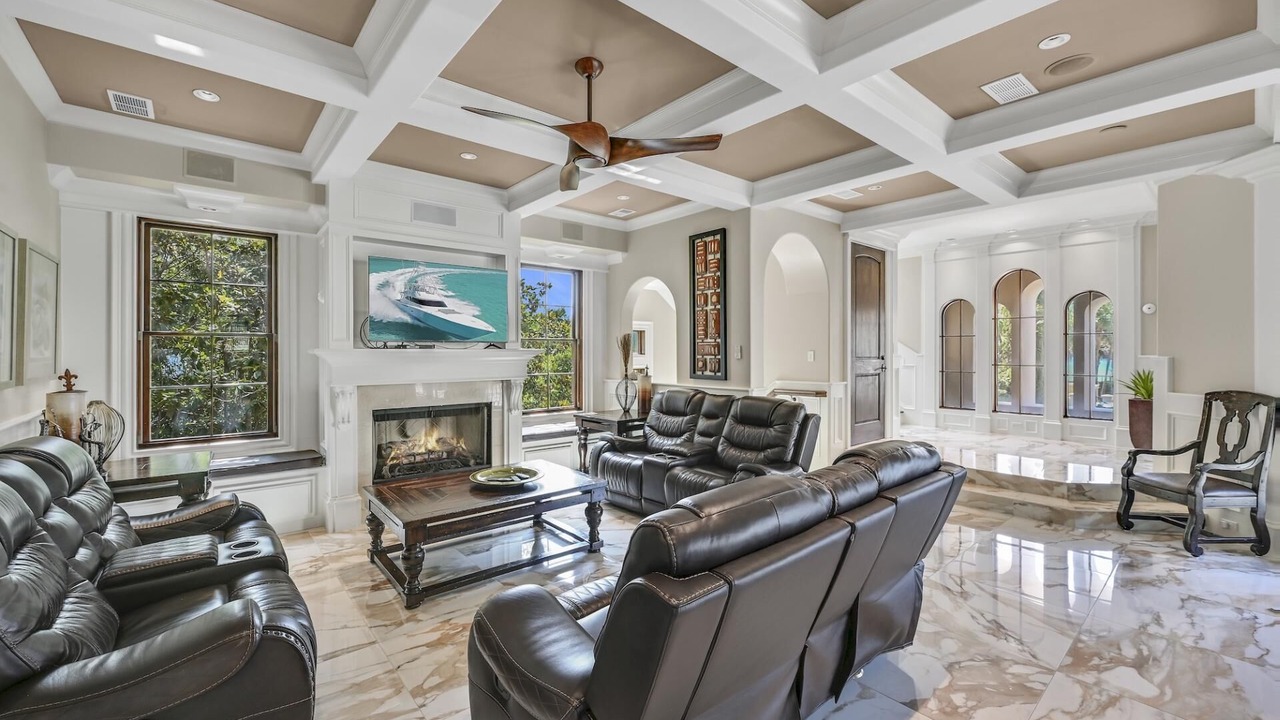 Photo of Livingroom in Avalon Beach Estates