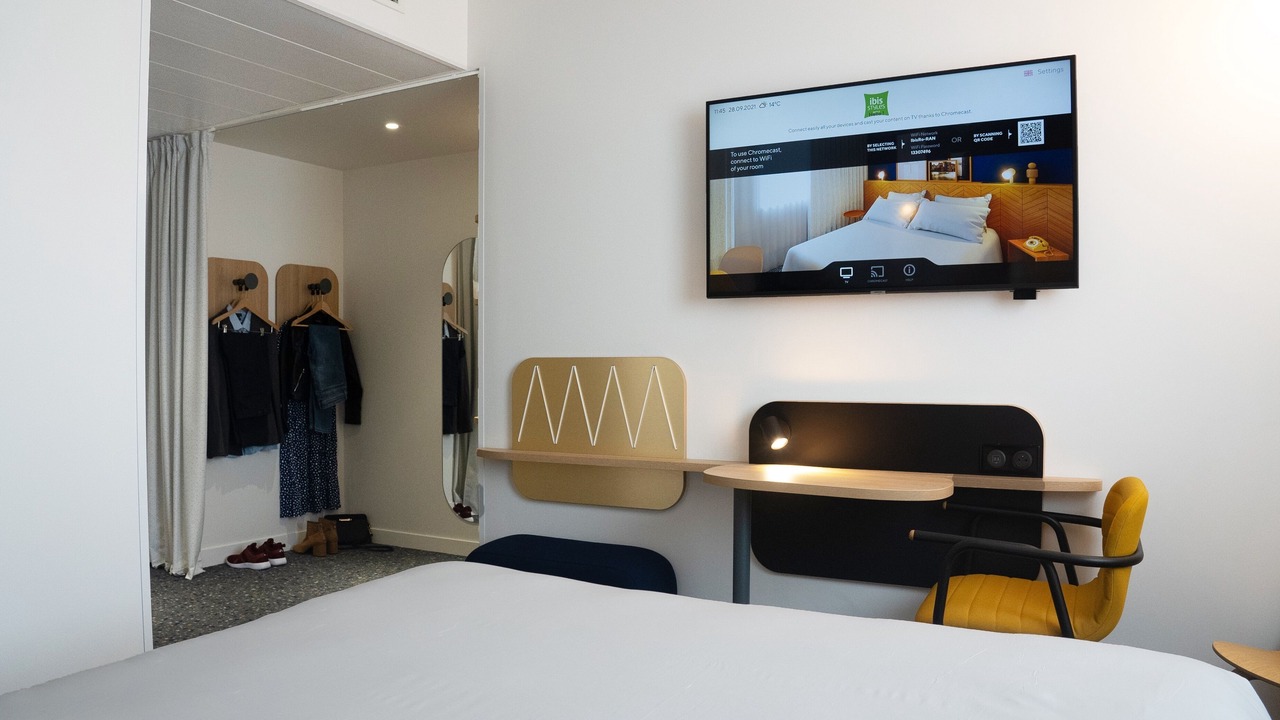 Photo of Bedroom in Romainville