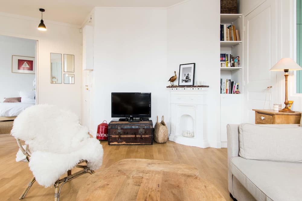 Photo of Livingroom in Les Puces de Saint-Ouen