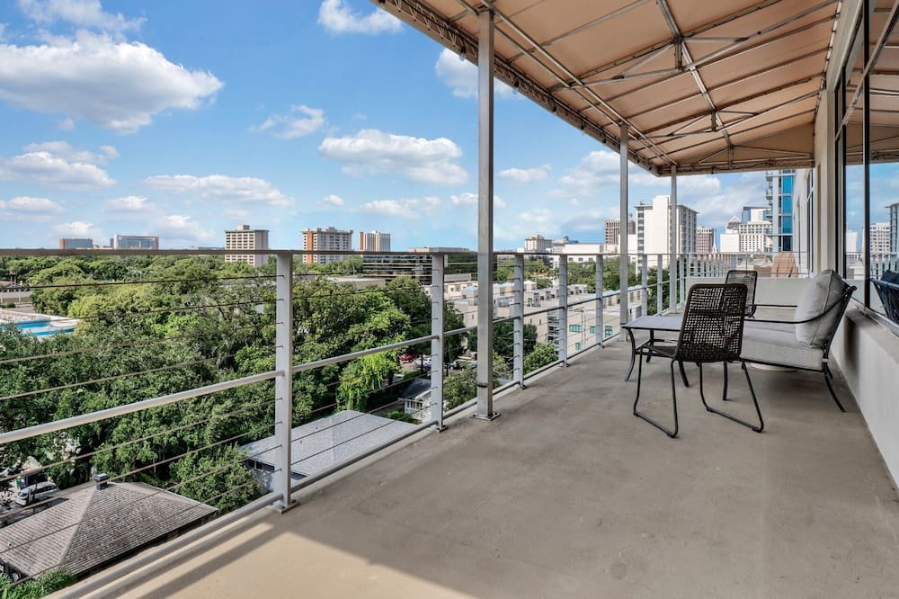 Photo of Patio Balcony in South Eola