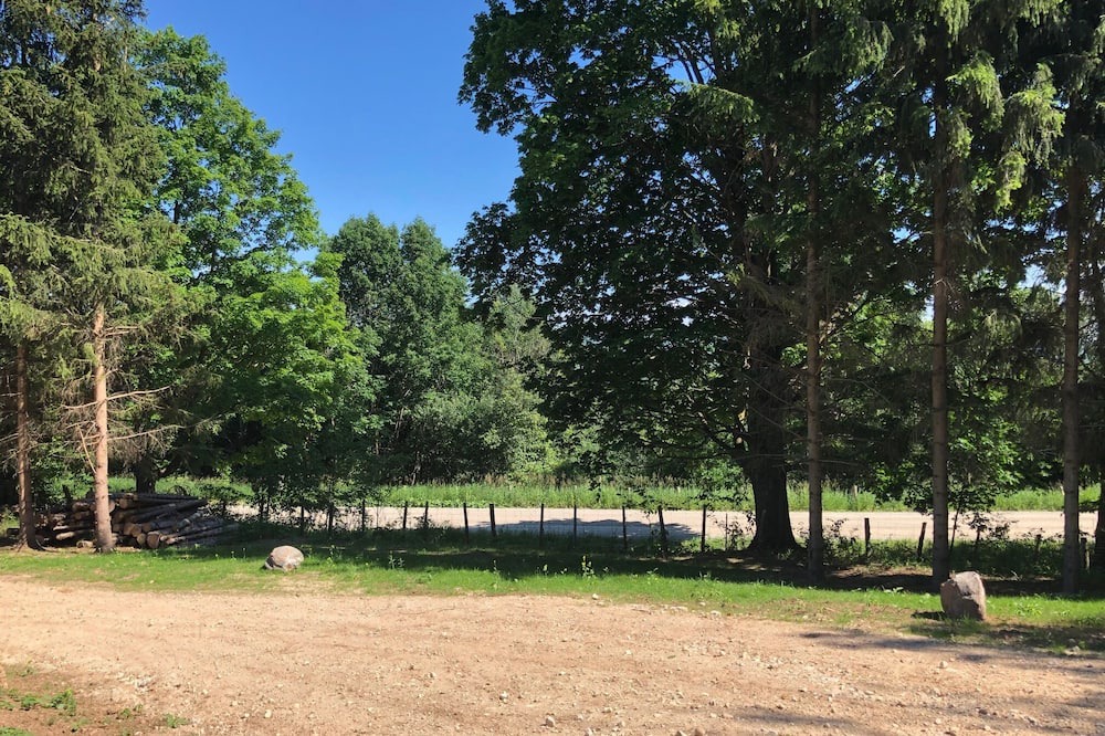 Photo of Outdoor in Grey Highlands